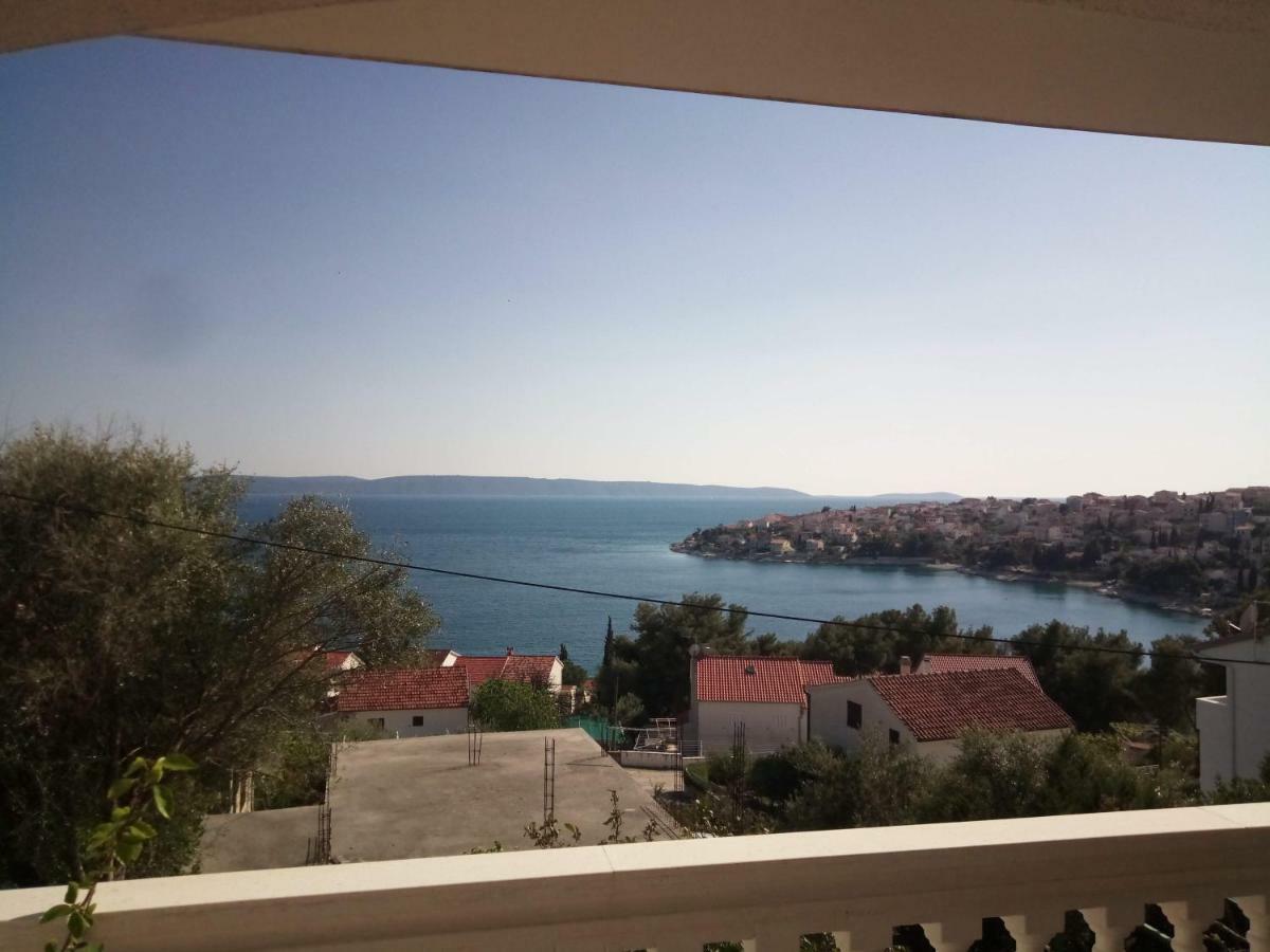 Apartmani Maris Трогир Экстерьер фото